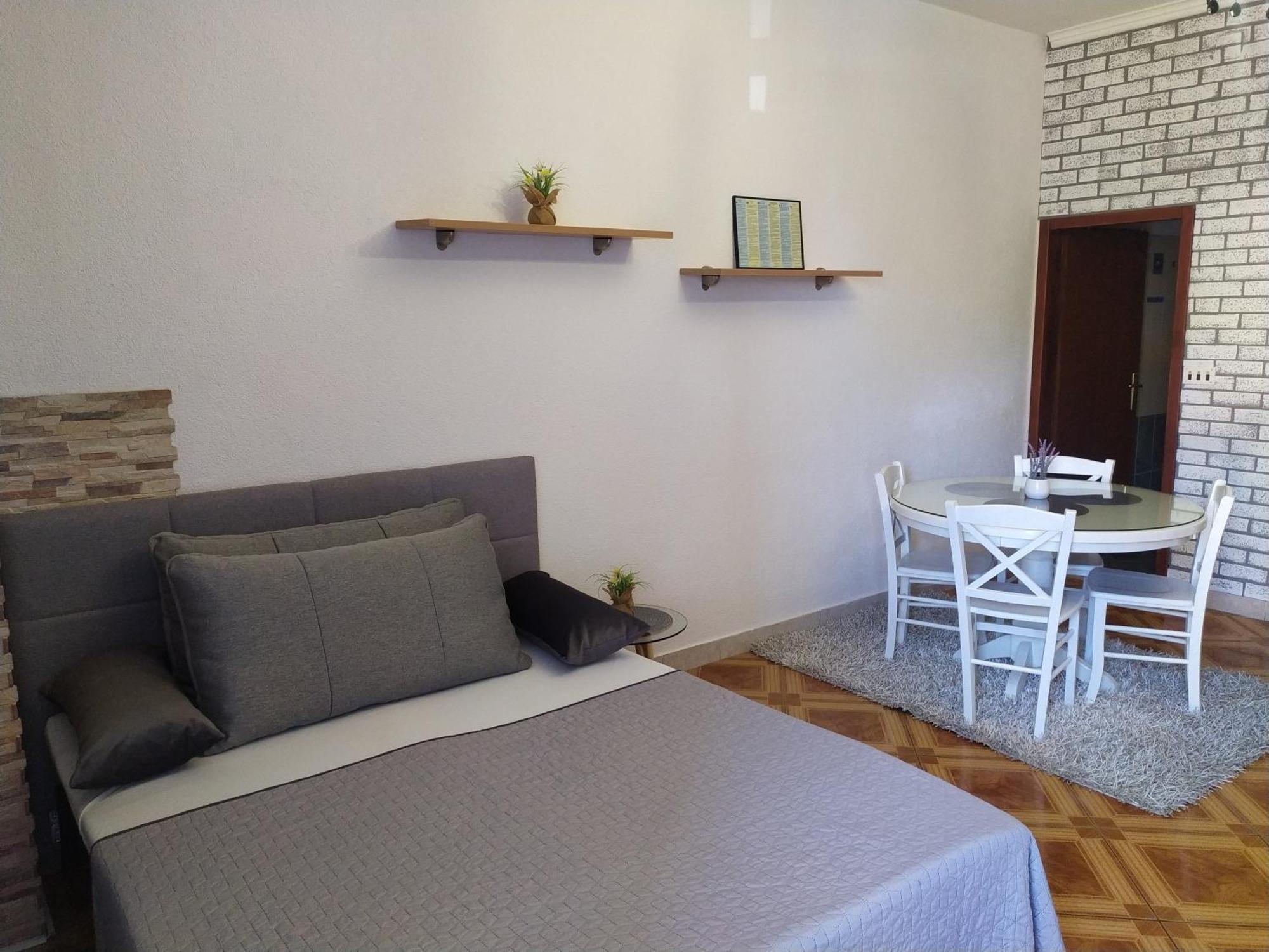 Apartman Mia Макарська Екстер'єр фото